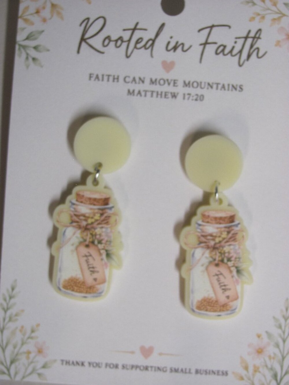 ROOTED IN FAITH DANGLING EARRINGS NIP